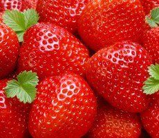 strawberry-wallpaper